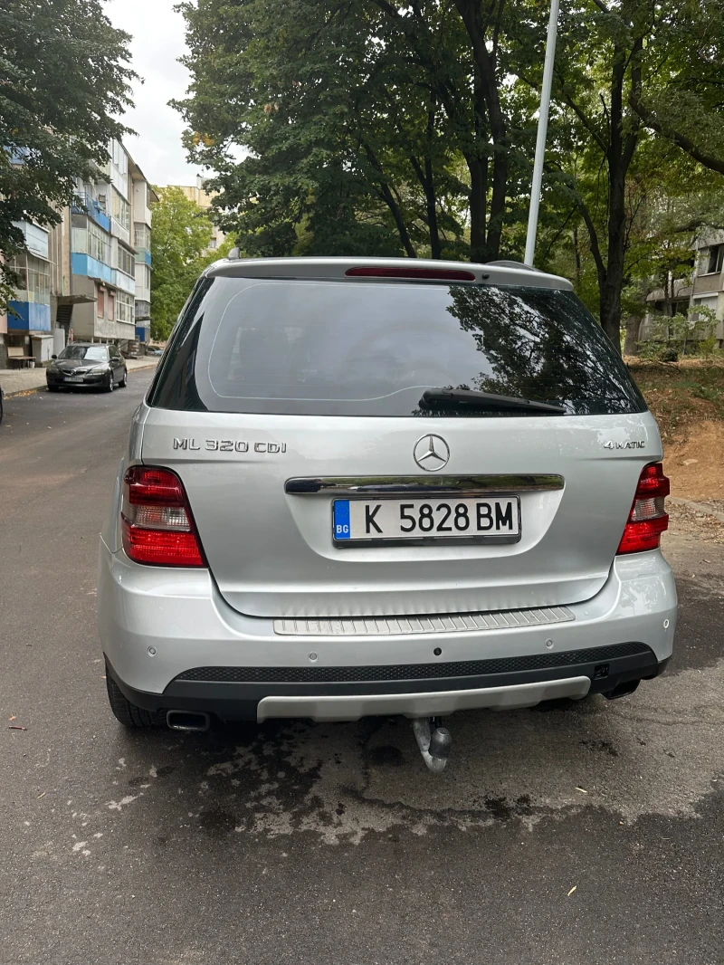 Mercedes-Benz ML 320, снимка 5 - Автомобили и джипове - 53065796