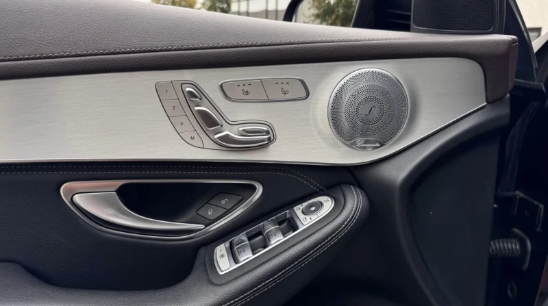 Mercedes-Benz GLC 43 AMG AMG GLC 43 4MATIC   9G-Tronic   367ch   F, снимка 7 - Автомобили и джипове - 53250261