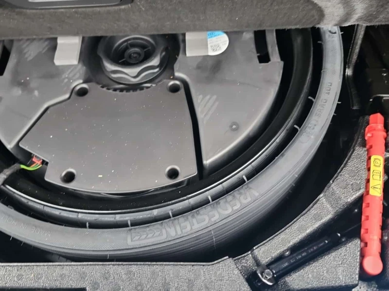 Audi Q5 * TECHNIK * S line * Pano * 2 Ключа * Подгреви * , снимка 15 - Автомобили и джипове - 53529651