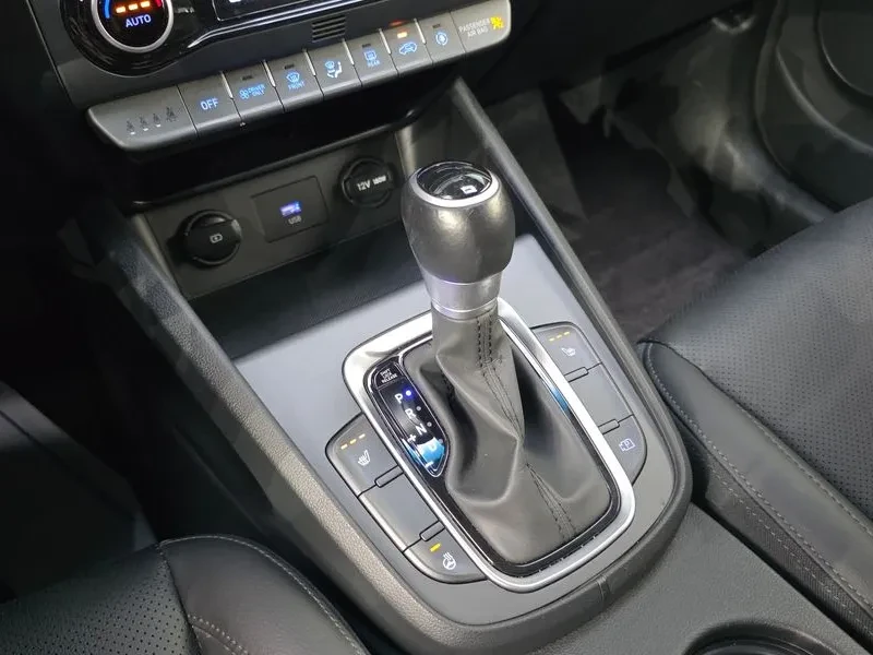 Hyundai Kona Hybrid Modern, снимка 9 - Автомобили и джипове - 56321678