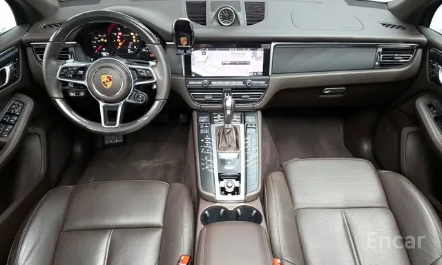 Porsche Macan 2.0* 360* Обдух* Кожа, снимка 5 - Автомобили и джипове - 56684437