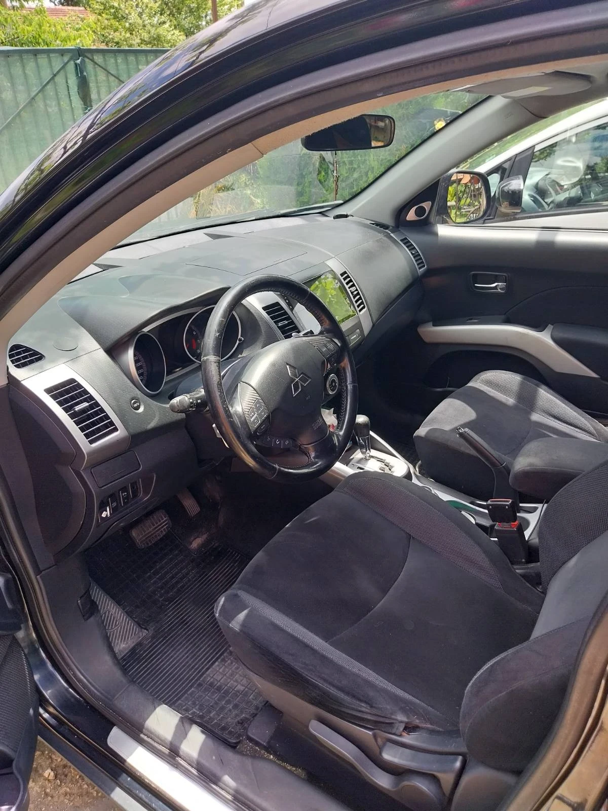 Mitsubishi Outlander 2.4i - изображение 8