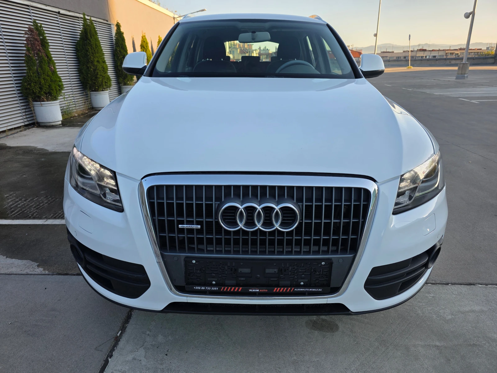 Audi Q5 2.0 TDI-Quattro--170 hp - изображение 2