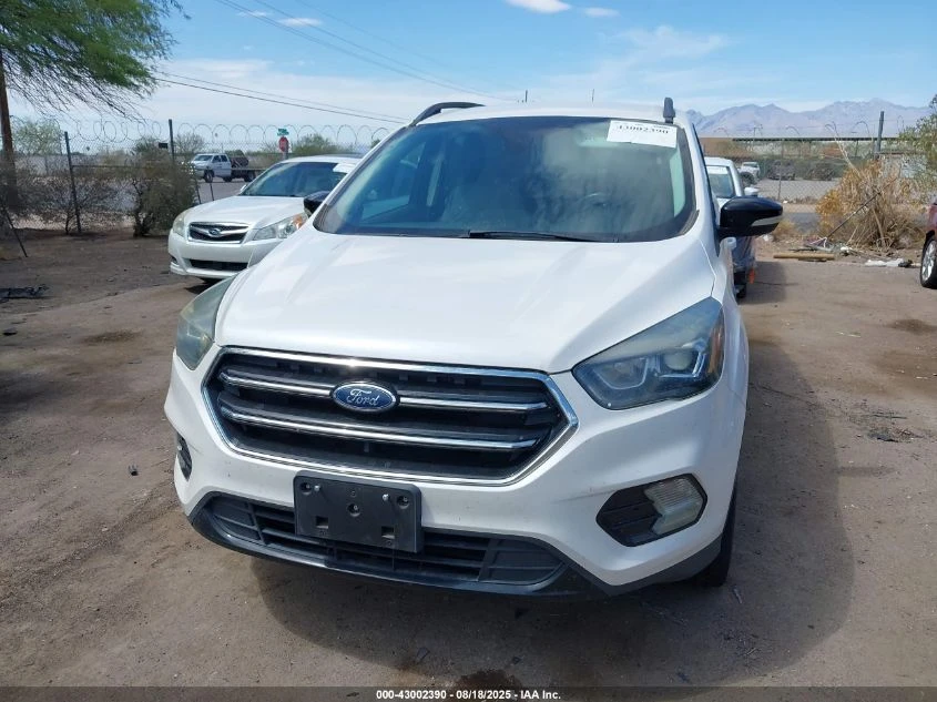 Ford Escape 2.0L I-4 DI, DOHC, VVT, TURBO, 245HP Front Wheel - изображение 4