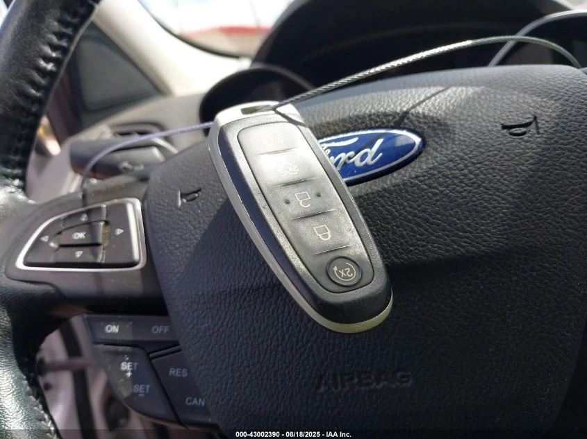 Ford Escape 2.0L I-4 DI, DOHC, VVT, TURBO, 245HP Front Wheel - изображение 3