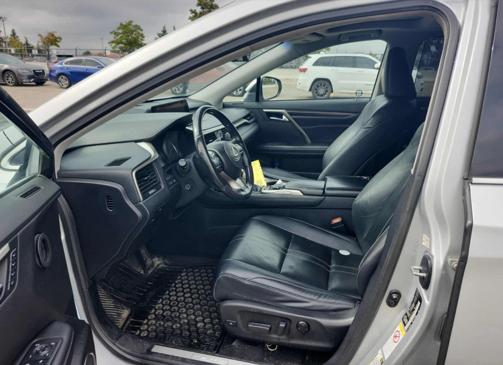 Lexus RX 350  - изображение 5