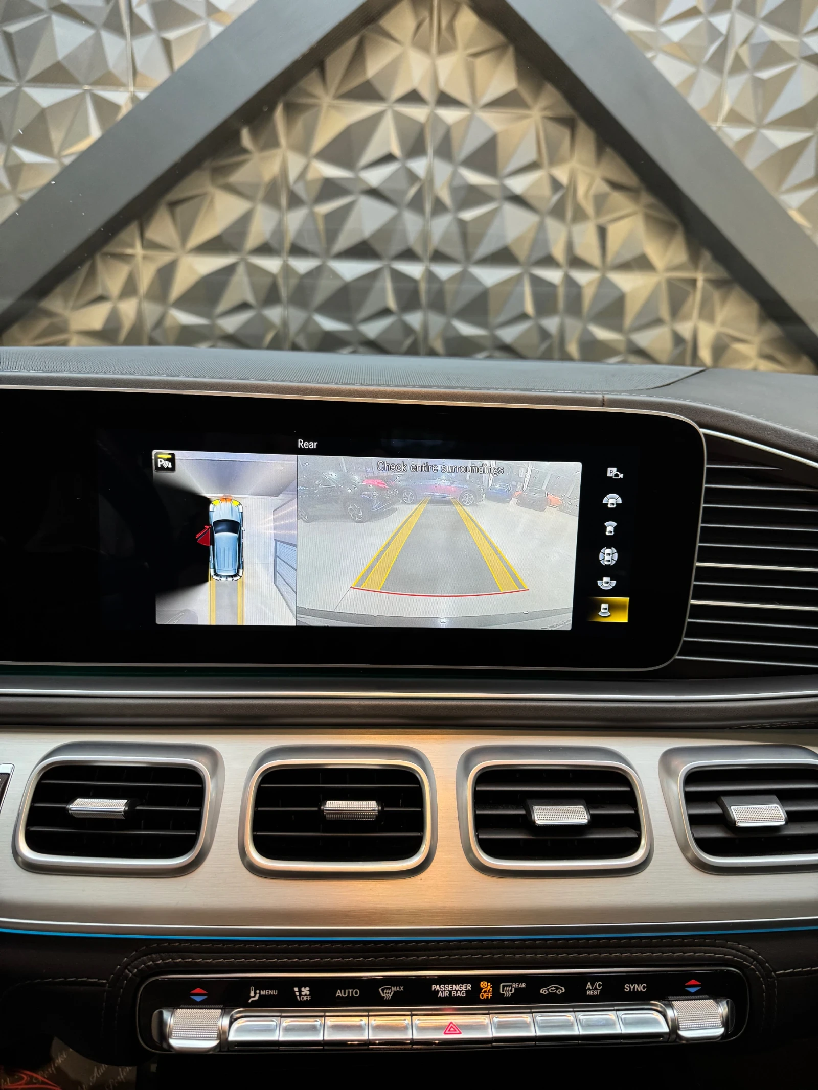 Mercedes-Benz GLE 63 S AMG 4 MATIC * FULL Екстри * BURMESTER * Панорама *  - изображение 10