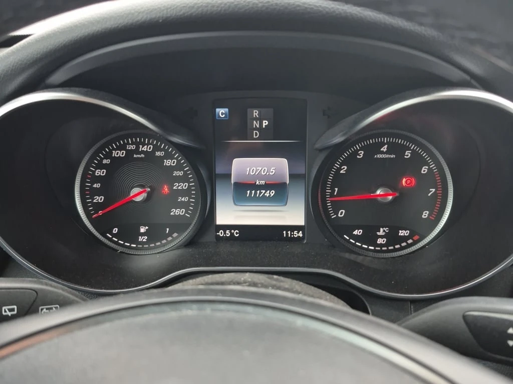 Mercedes-Benz GLC * 300 * CARFAX * БЕЗ ПЪРВОНАЧАЛНА ВНОСКА - изображение 9