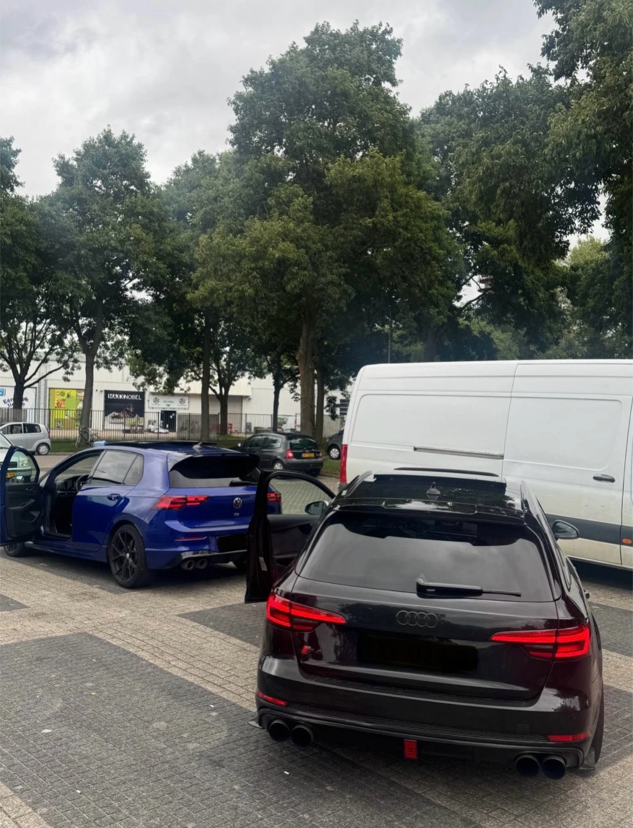 Audi A4 S-Line Quattro - изображение 3