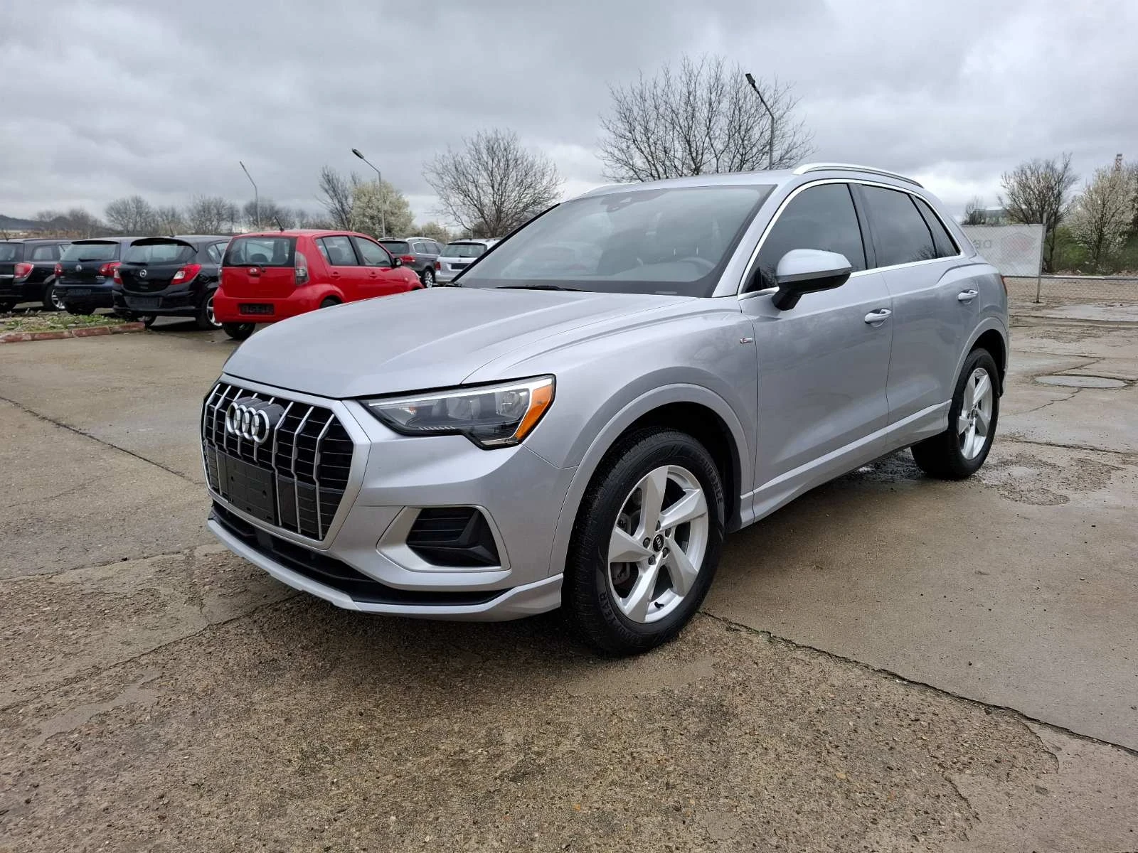 Audi Q3 2.0 TFSI S-line Quattro , снимка 9 - Автомобили и джипове - 54072506