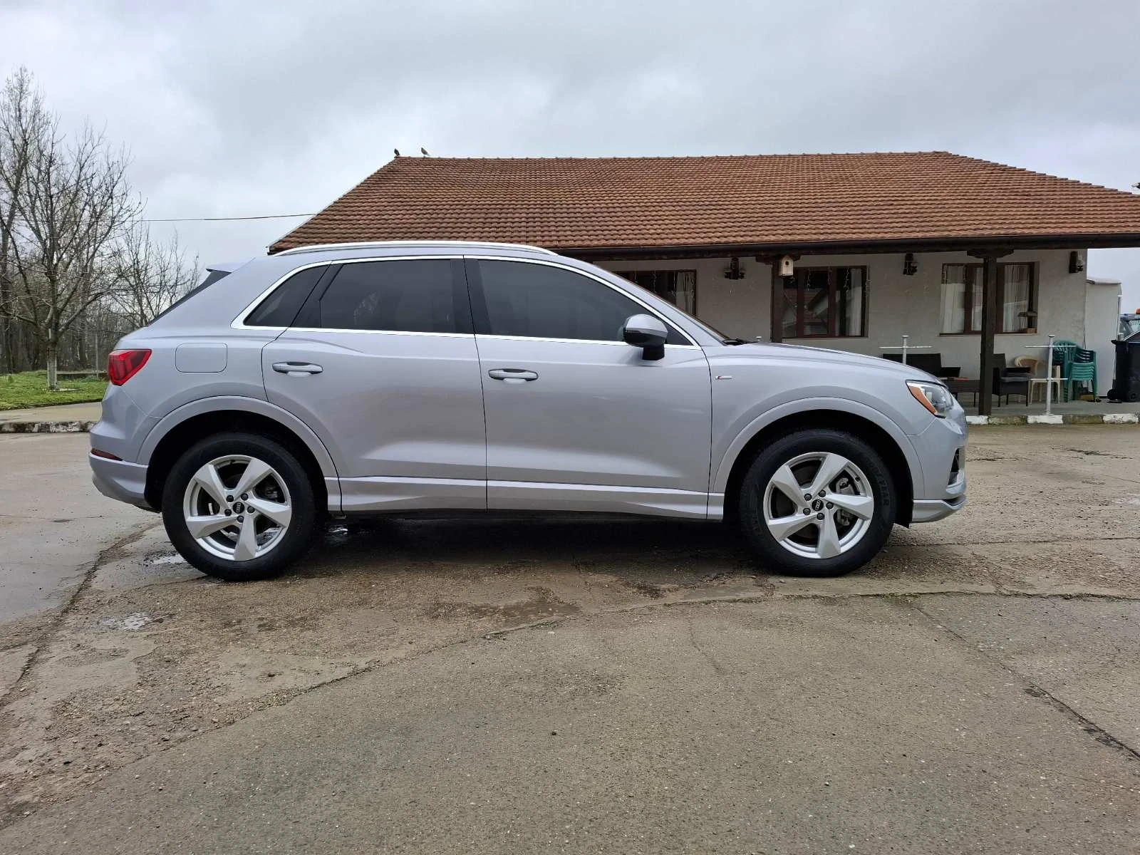 Audi Q3 2.0 TFSI S-line Quattro , снимка 8 - Автомобили и джипове - 54072506