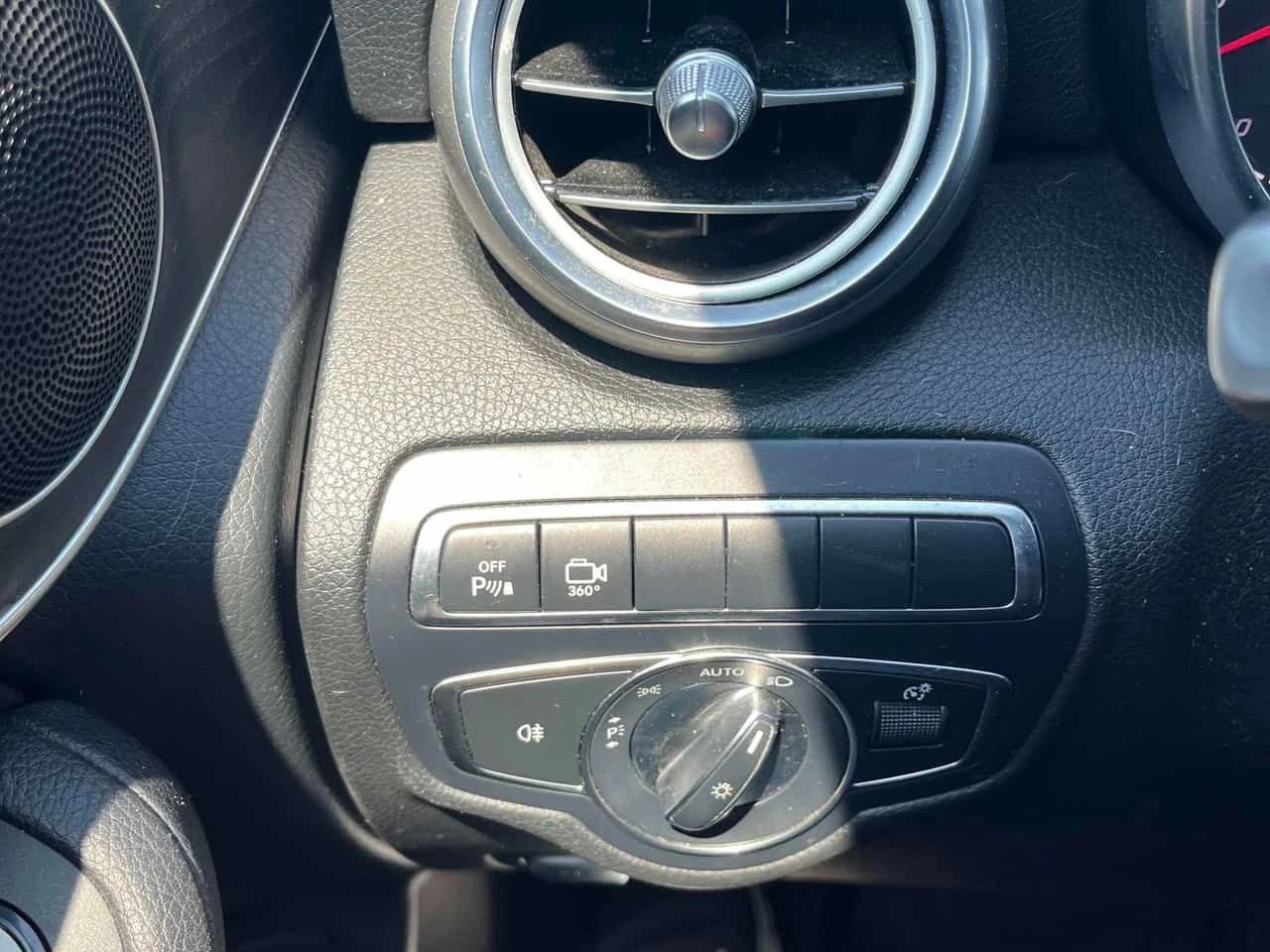 Mercedes-Benz GLC 300 * CARFAX * ЦЕНА ДО БГ, снимка 7 - Автомобили и джипове - 54143021