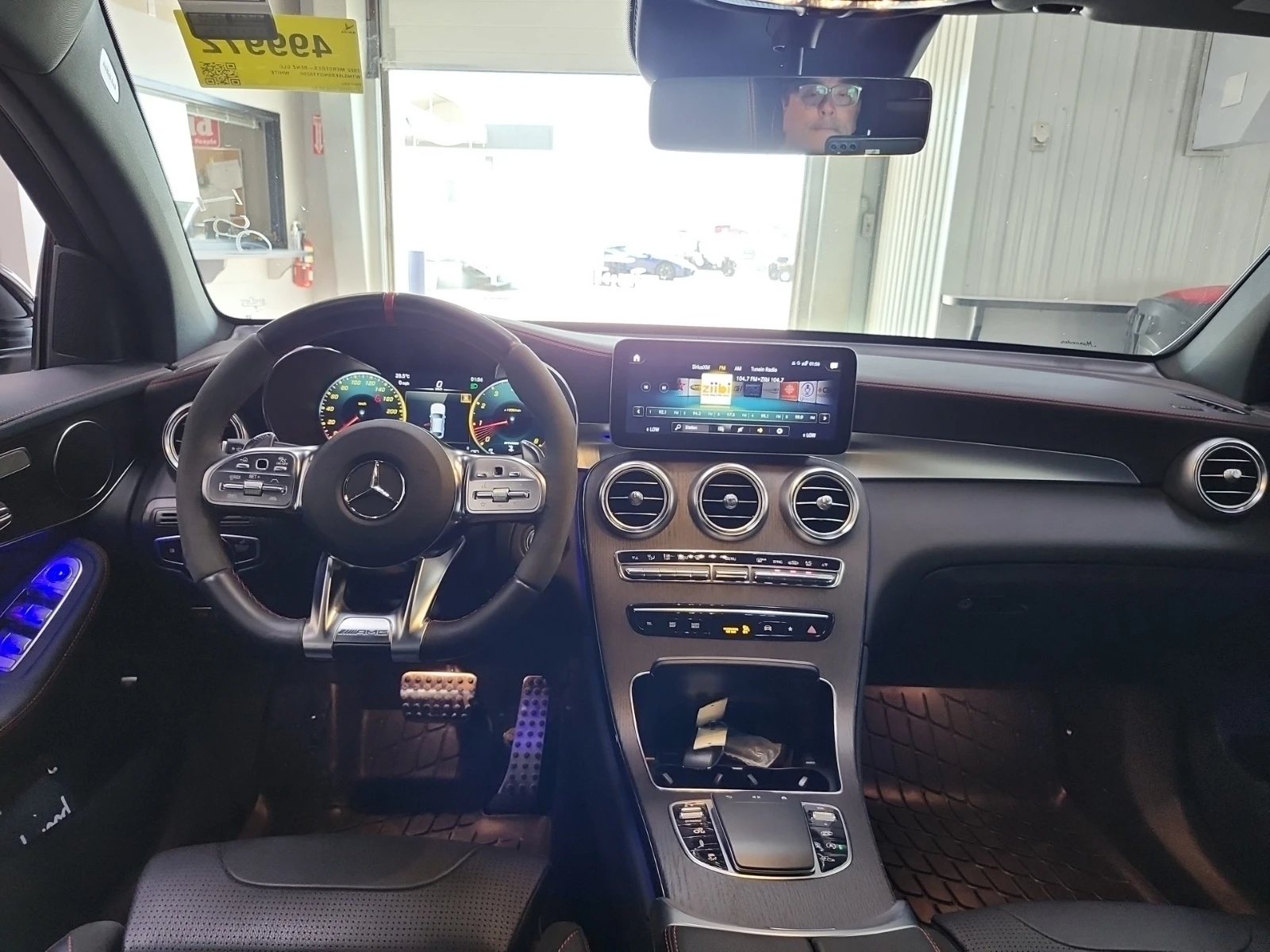 Mercedes-Benz GLC 43 AMG Blind Spot * ПОДГРЕВИ * CARFAX * АВТО КРЕДИТ * , снимка 8 - Автомобили и джипове - 54703968