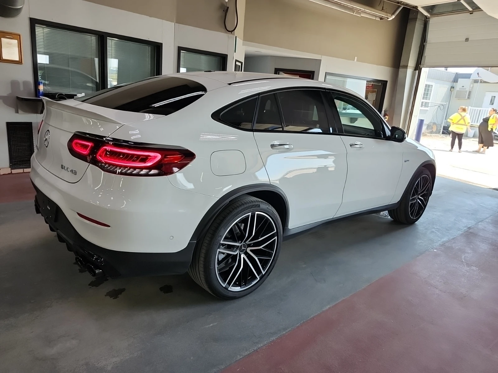 Mercedes-Benz GLC 43 AMG Blind Spot * ПОДГРЕВИ * CARFAX * АВТО КРЕДИТ * , снимка 3 - Автомобили и джипове - 54703968
