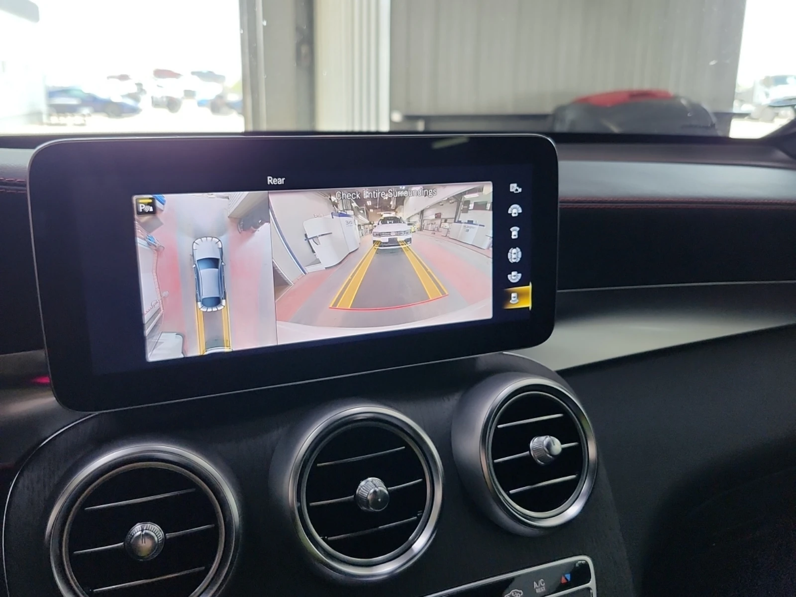 Mercedes-Benz GLC 43 AMG Blind Spot * ПОДГРЕВИ * CARFAX * АВТО КРЕДИТ * , снимка 11 - Автомобили и джипове - 54703968