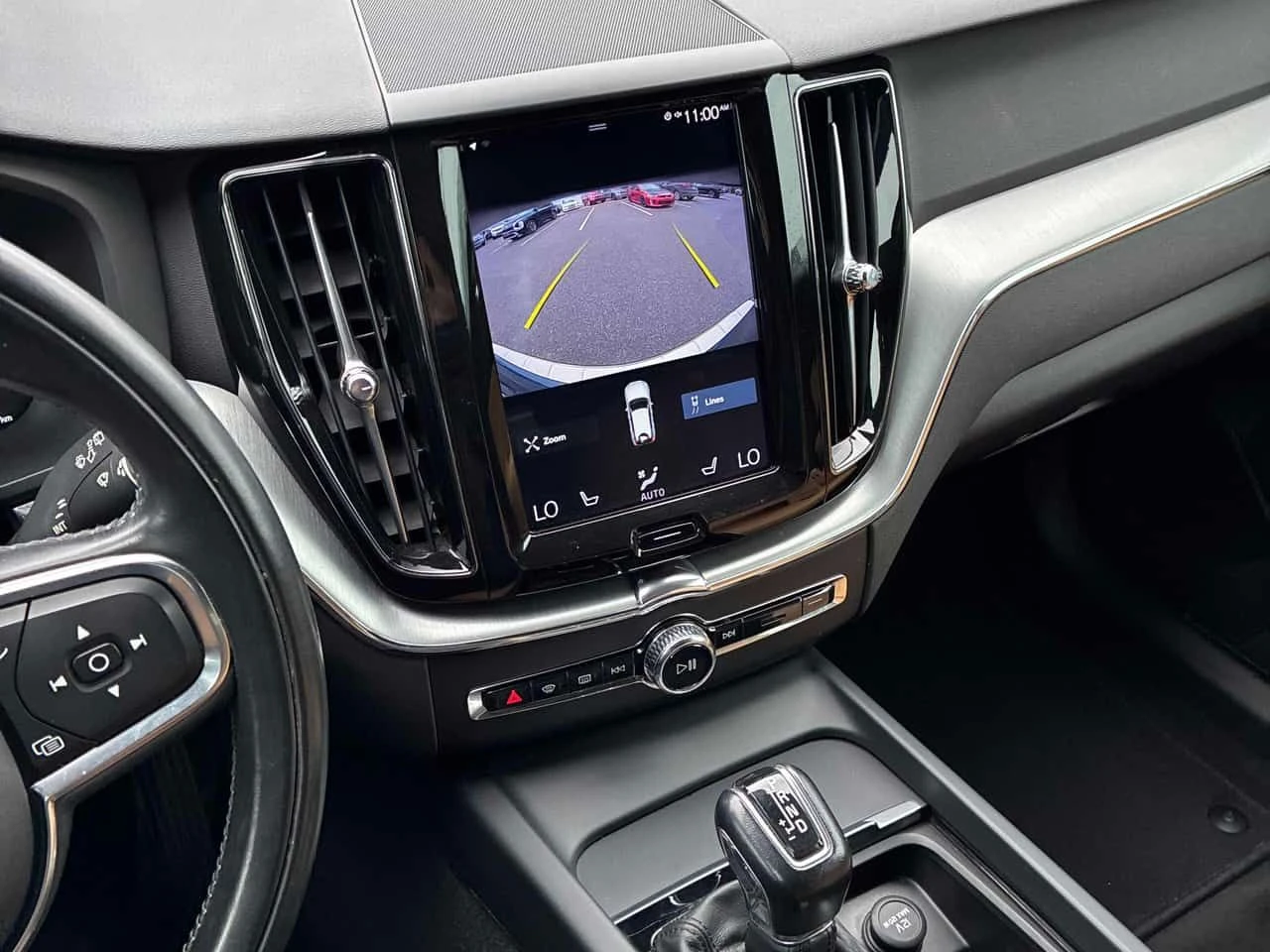 Volvo XC60 Momentum  CARFAX, снимка 8 - Автомобили и джипове - 54726053