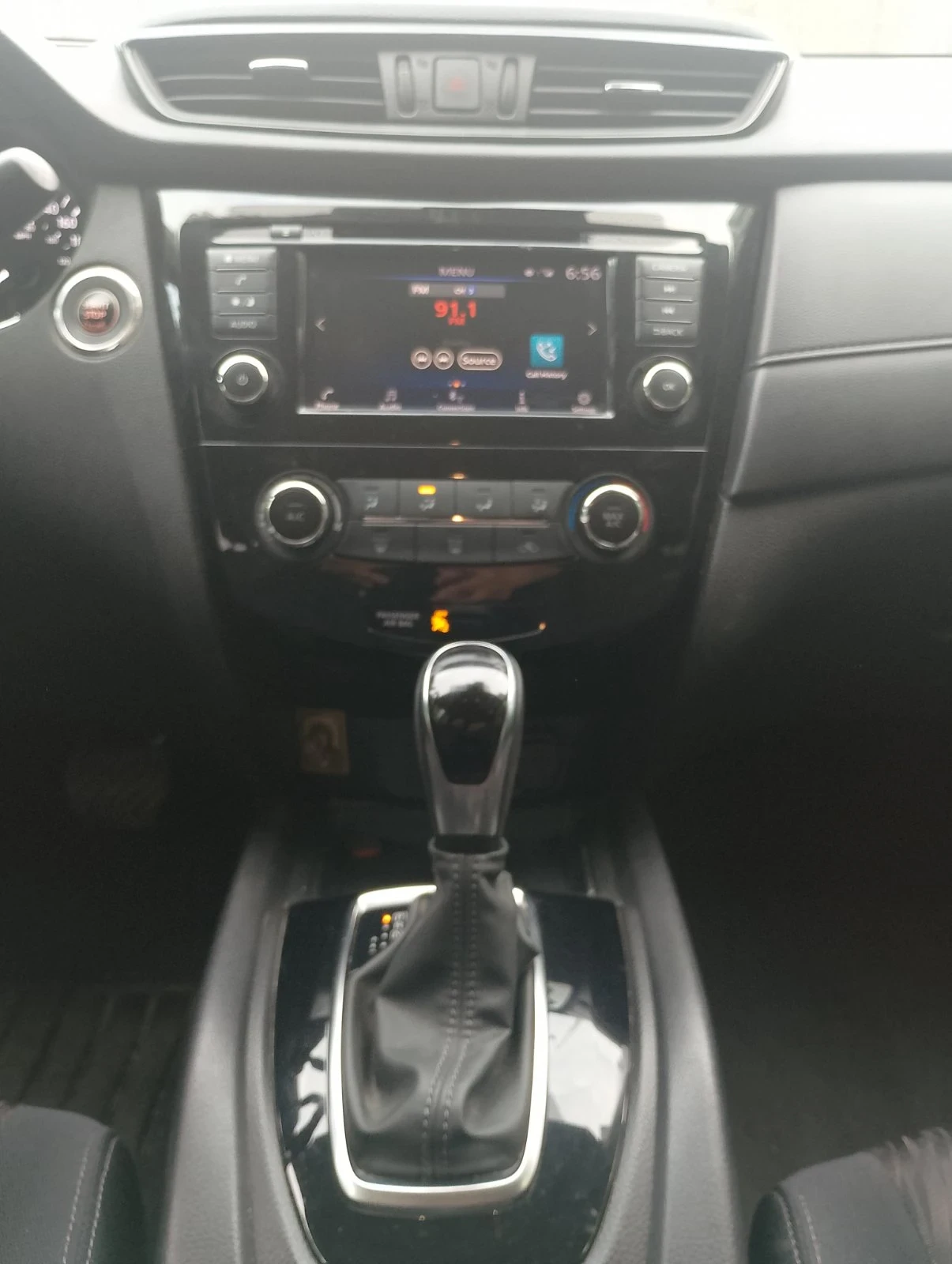 Nissan Rogue Газ/Бензин, 2.5 AWD, снимка 10 - Автомобили и джипове - 54946490