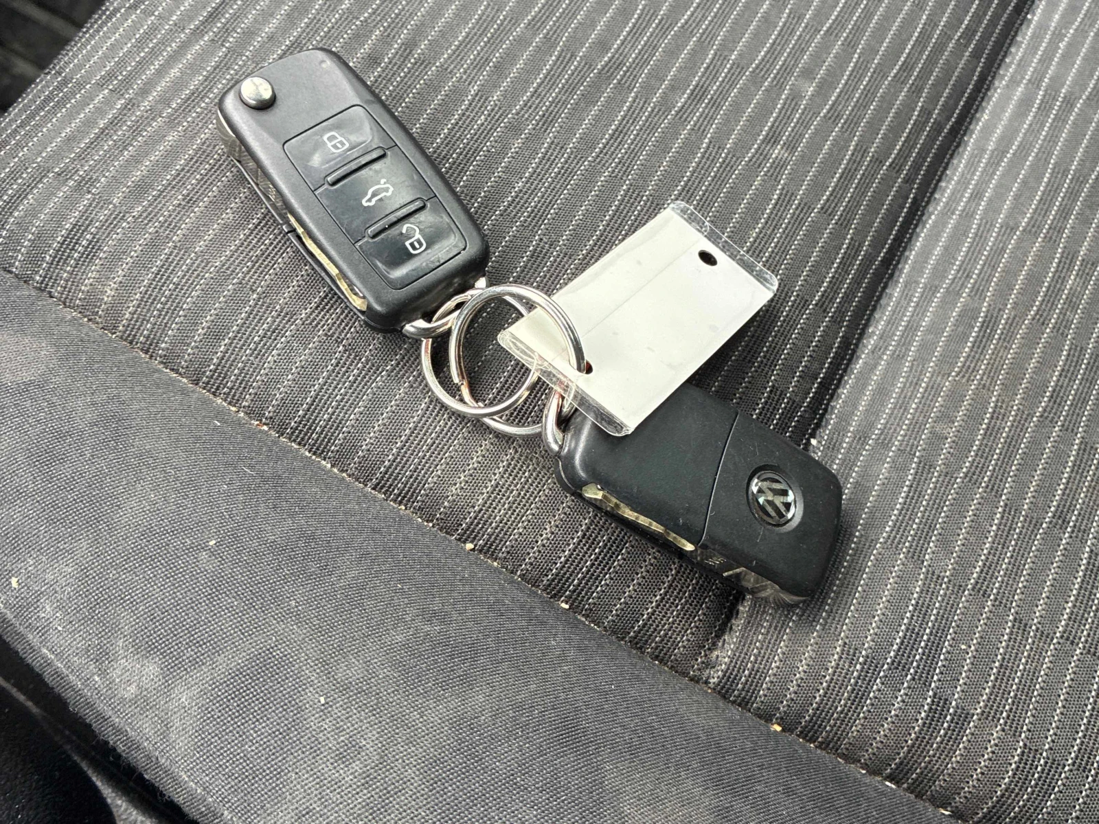 VW Tiguan * 4MOTION 4dr Auto* АВТОКРЕДИТ* , снимка 10 - Автомобили и джипове - 56040775