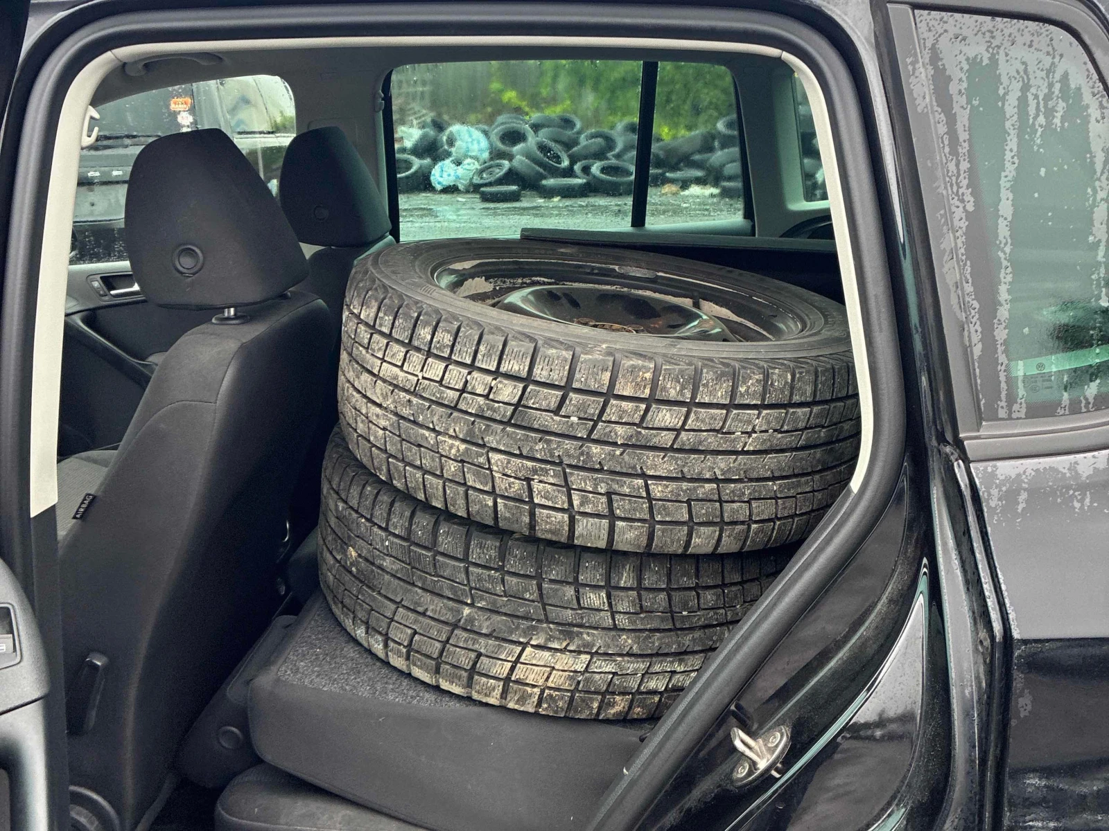 VW Tiguan * 4MOTION 4dr Auto* АВТОКРЕДИТ* , снимка 15 - Автомобили и джипове - 56040775