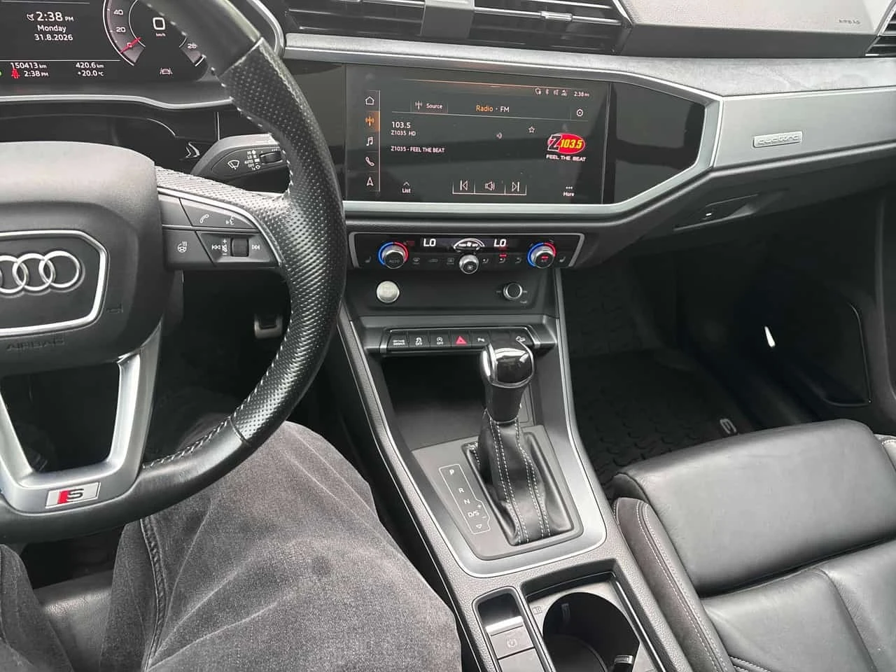 Audi Q3 * Technik * CARFAX * БЕЗ ПЪРВОНАЧАЛНА ВНОСКА, снимка 9 - Автомобили и джипове - 56320685