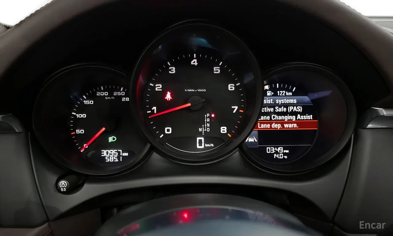 Porsche Macan 2.0* 360* Обдух* Кожа, снимка 7 - Автомобили и джипове - 56684437