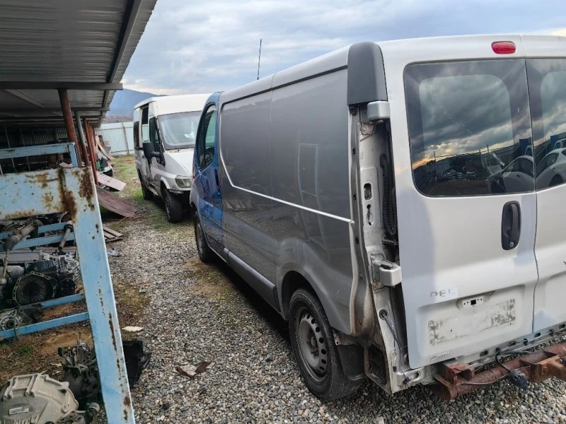 Renault Trafic 2.0CDTI 2.5DTI 2br., снимка 8 - Бусове и автобуси - 47183767