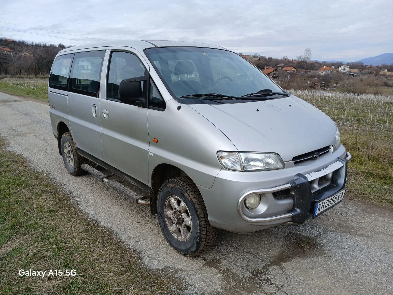 Hyundai Starex 2.4 бензин 4х4 - изображение 4