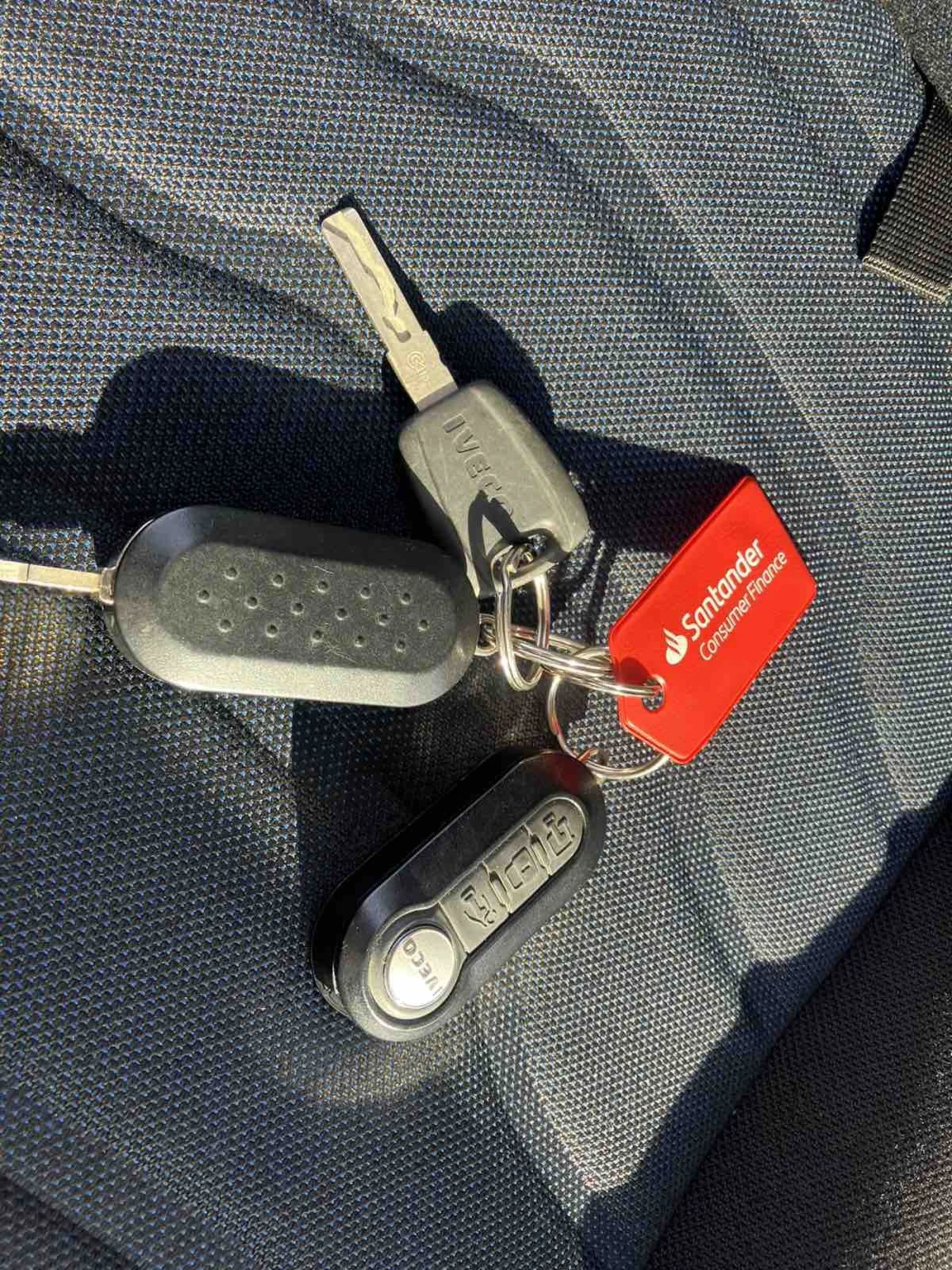 Iveco Daily, снимка 13 - Бусове и автобуси - 54114646