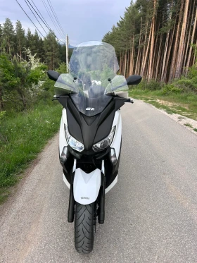 ����� �� �������� �� Yamaha X-max 400i