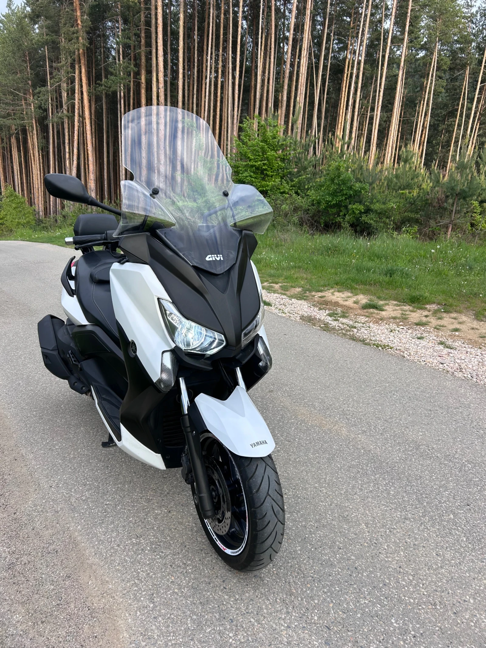 Yamaha X-max 400i