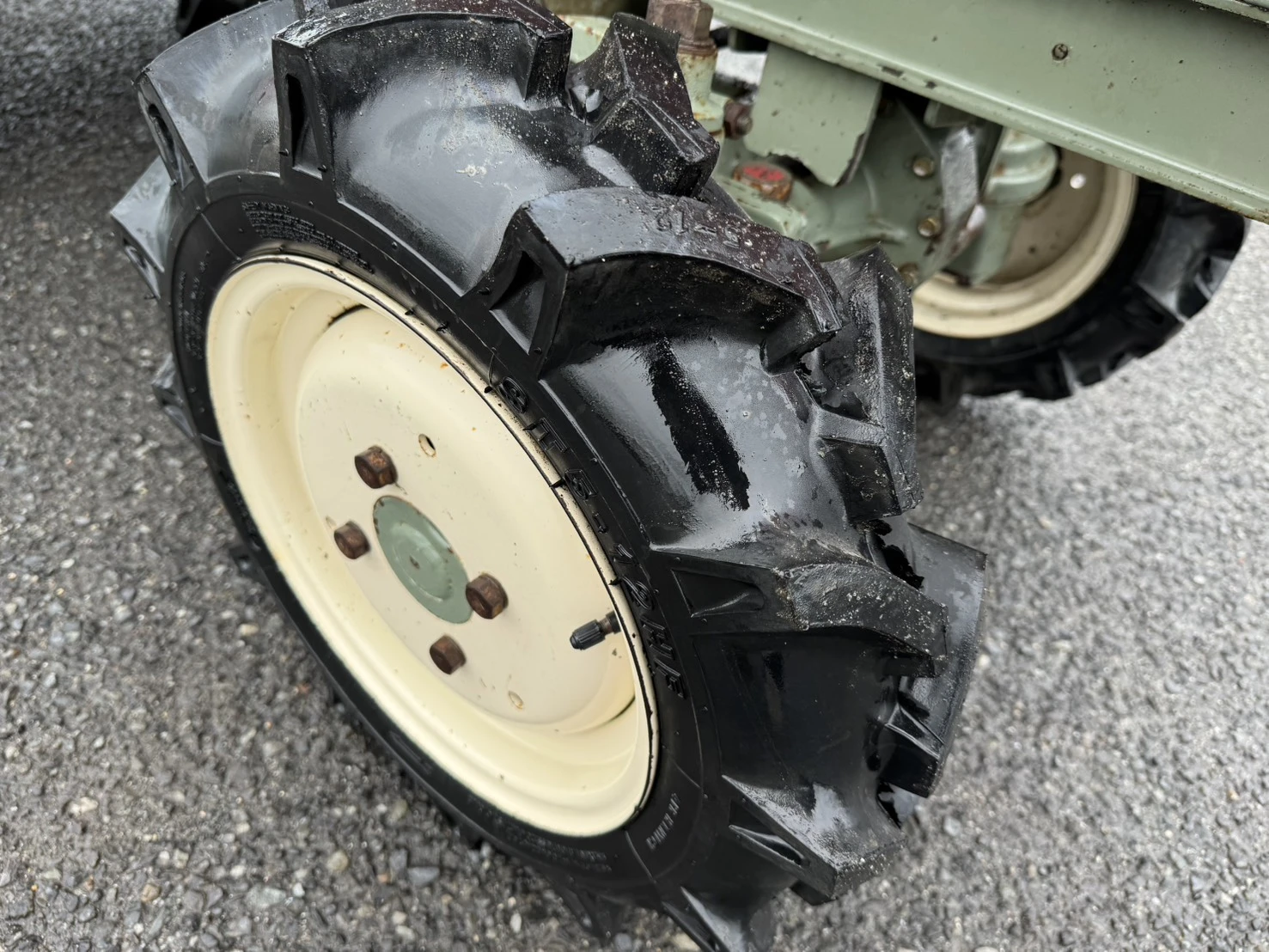Трактор Yanmar YM1401D, снимка 4 - Селскостопанска техника - 56070702
