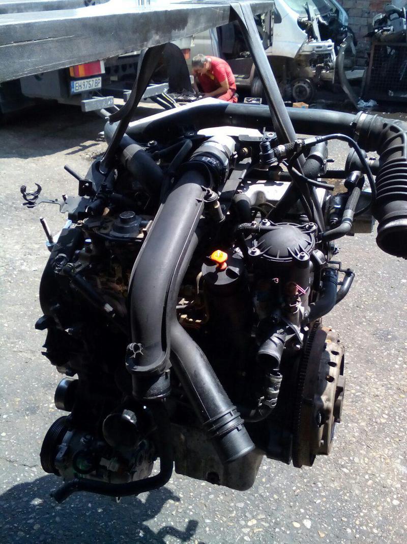 Двигател за Peugeot 406, снимка 4 - Части - 15097242