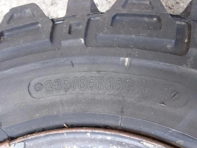 Гуми Всесезонни 235/85R16, снимка 10 - Гуми и джанти - 15017868