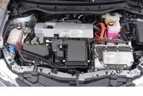 Toyota Auris HYBRID1.8i-ЧАСТИ, снимка 3