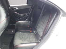 Mercedes-Benz CLA 220 Amg Line, снимка 12