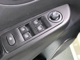 Renault Captur 1.5 dci, снимка 16