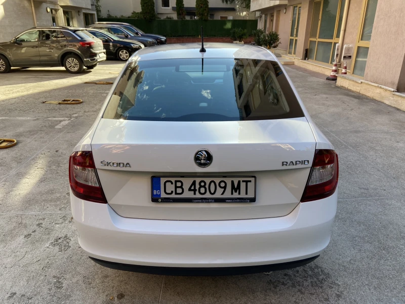 Skoda Rapid 1.0 БГ, снимка 9 - Автомобили и джипове - 47525800