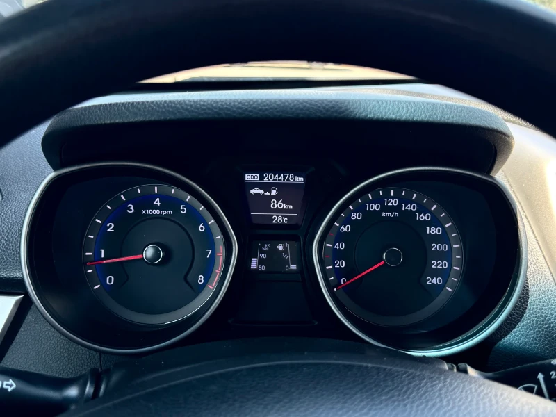 Hyundai I30, снимка 4 - Автомобили и джипове - 51189353