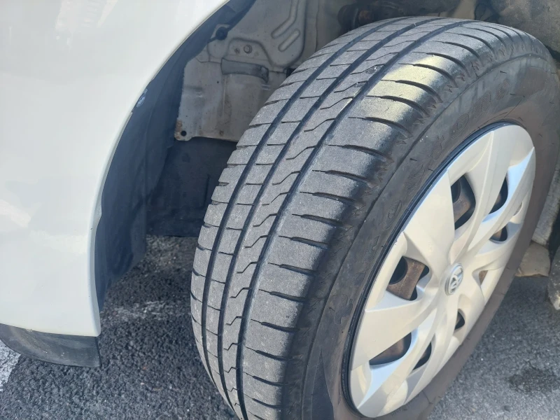 Toyota Verso S, снимка 13 - Автомобили и джипове - 51970850