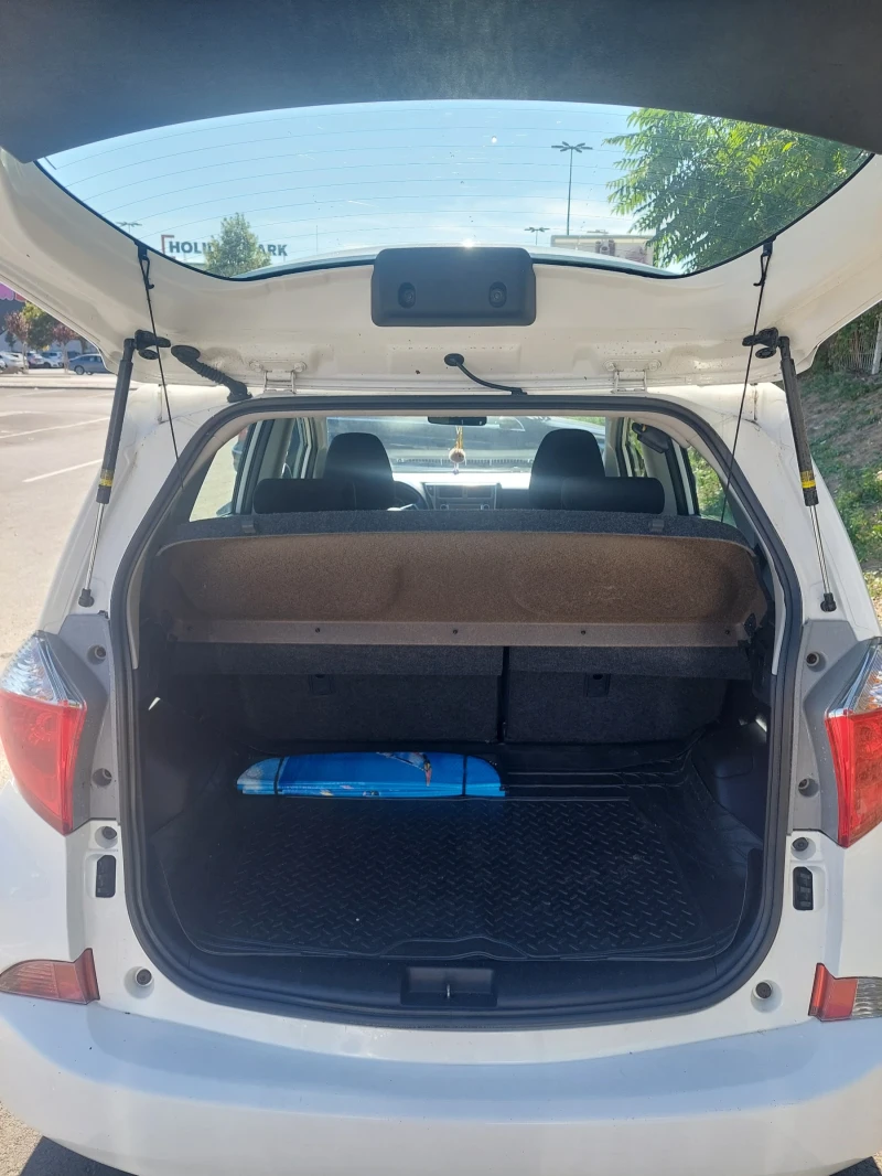 Toyota Verso S, снимка 6 - Автомобили и джипове - 51970850