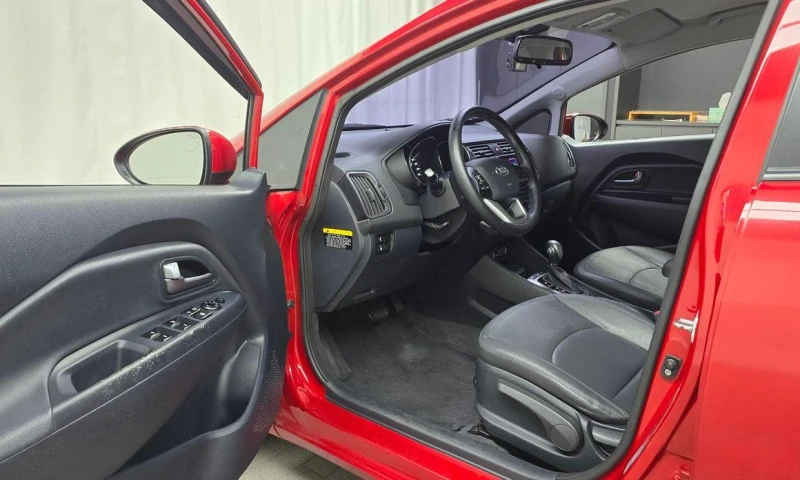 Kia Pride 4DR 1.4 MPI Trendy * НАЙ-ДОБРА ЦЕНА В БЪЛГАРИЯ* , снимка 9 - Автомобили и джипове - 52111161