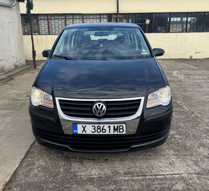 VW Touran 1.9 TDI 6+ 1, снимка 3 - Автомобили и джипове - 53497725