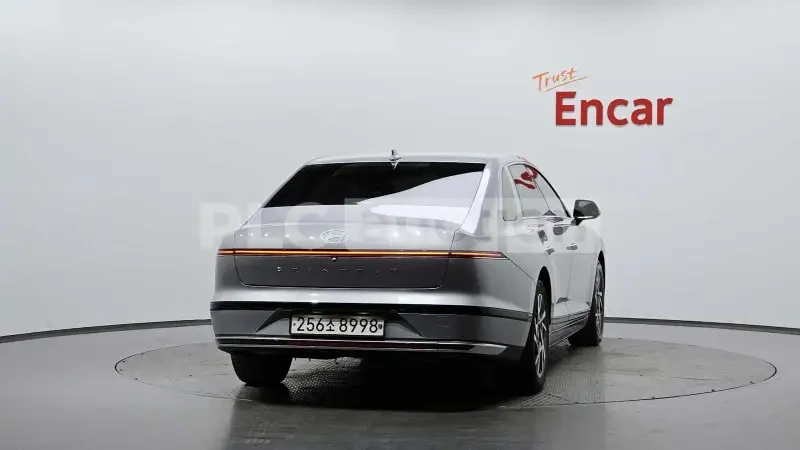 Hyundai Grandeur, снимка 3 - Автомобили и джипове - 55036793
