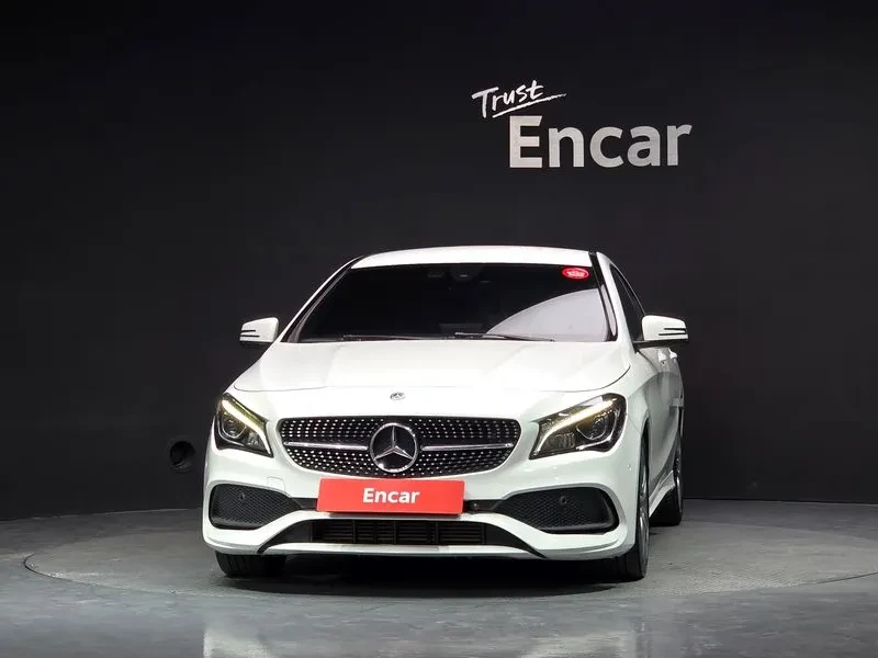 Mercedes-Benz CLA 220 Amg Line, снимка 3 - Автомобили и джипове - 56072117