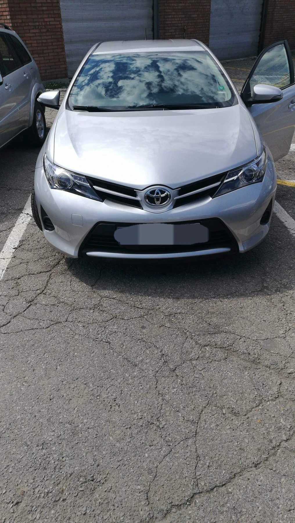 Toyota Auris, снимка 1