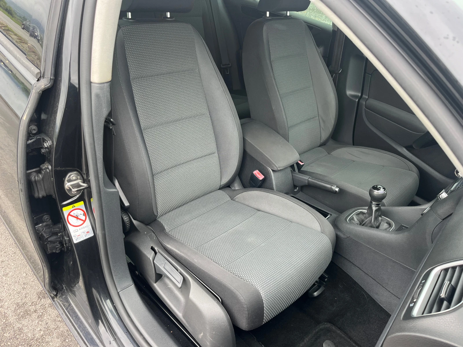 VW Golf 1.6 TDI EURO 5 - изображение 9