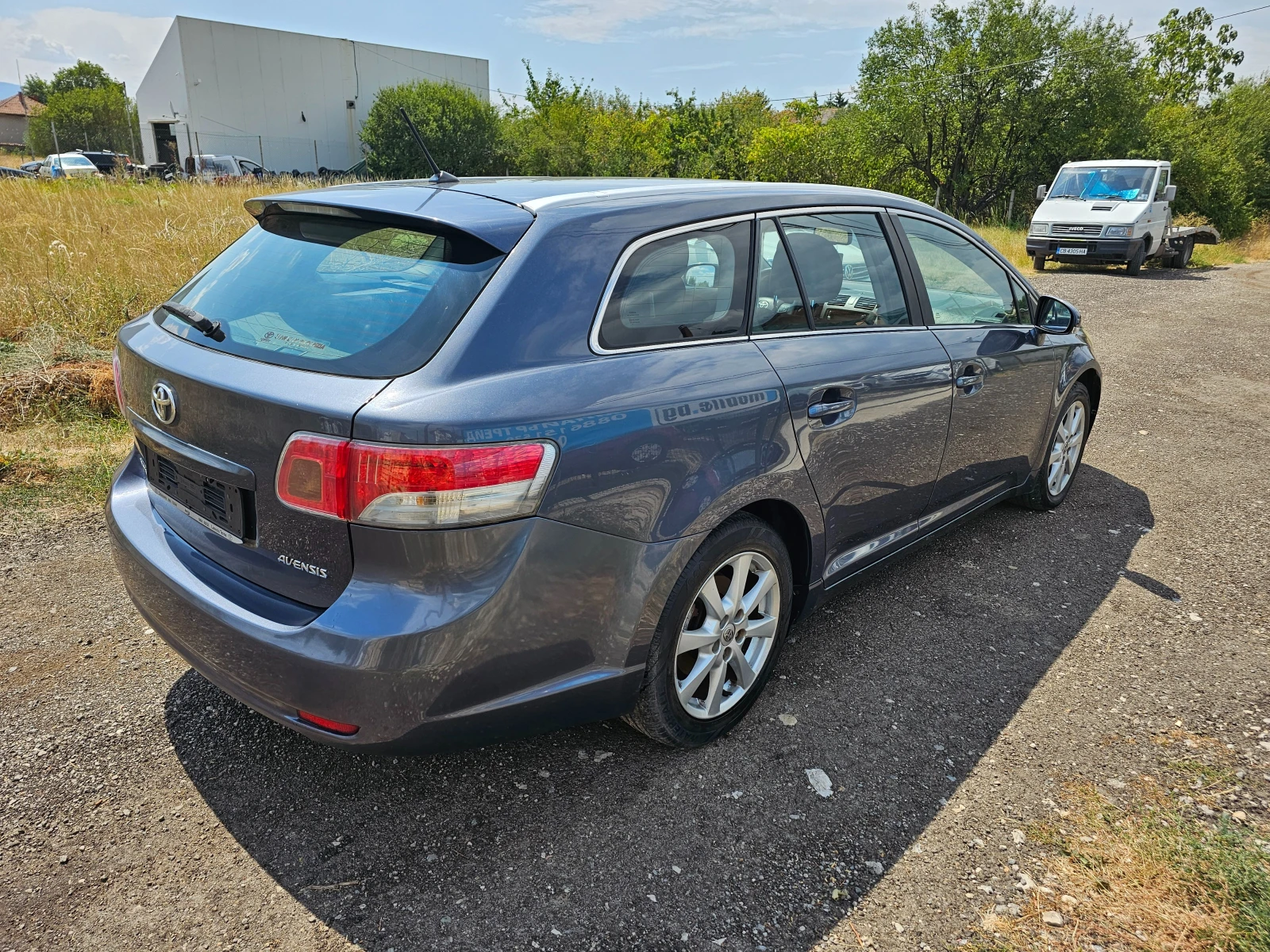 Toyota Avensis 2.2d4d 150кс Euro5 - изображение 7