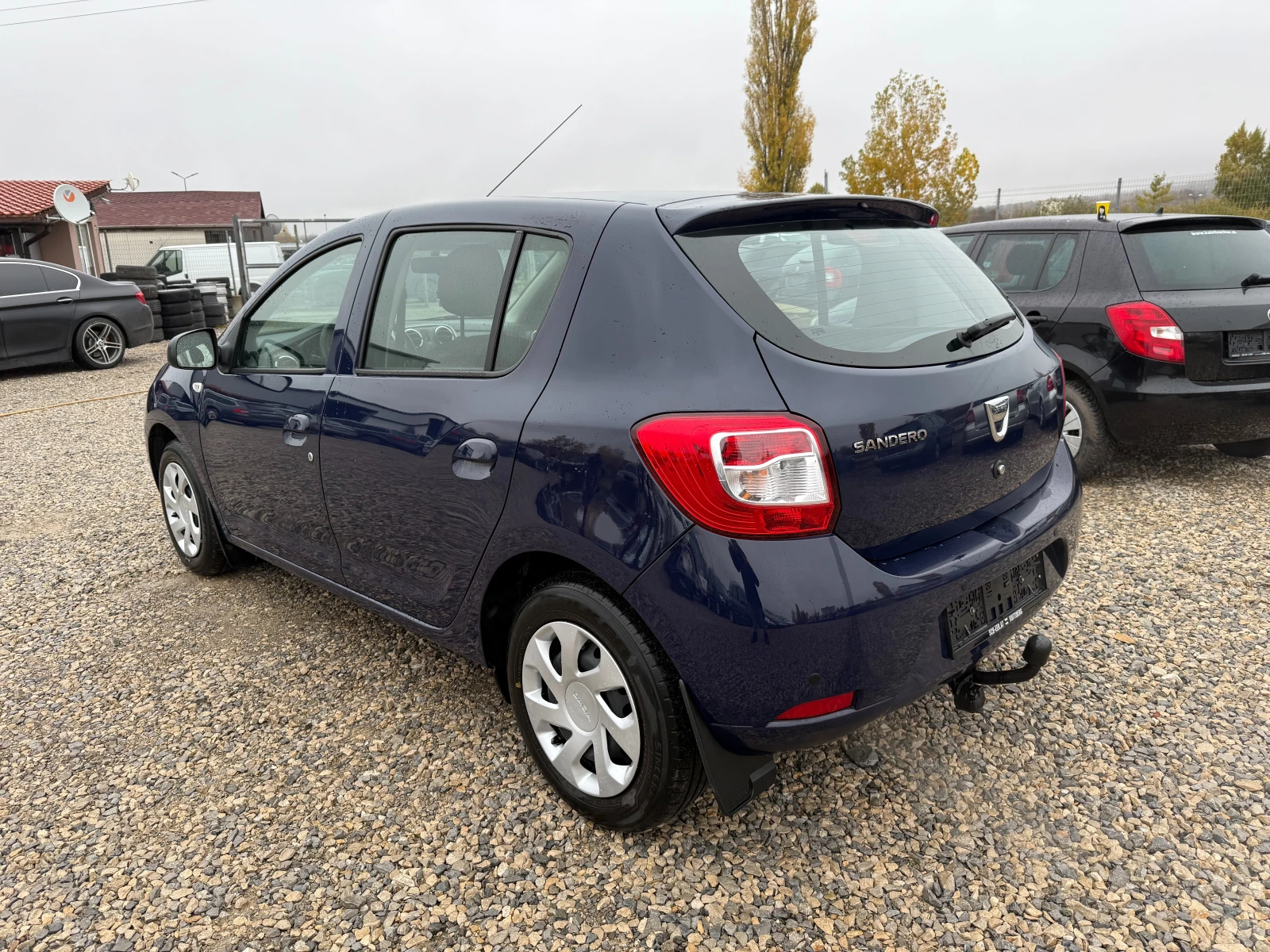 Dacia Sandero 1.2BENZIN-75PS-KLIMA - изображение 7