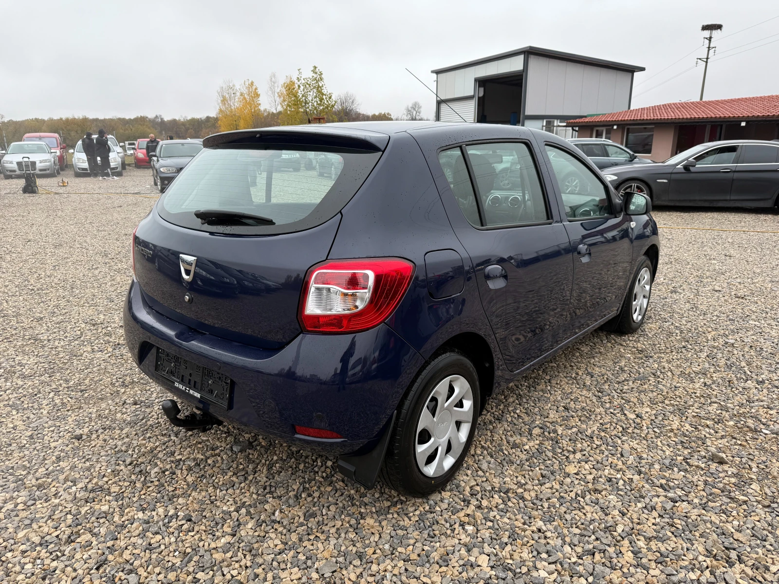 Dacia Sandero 1.2BENZIN-75PS-KLIMA - изображение 5