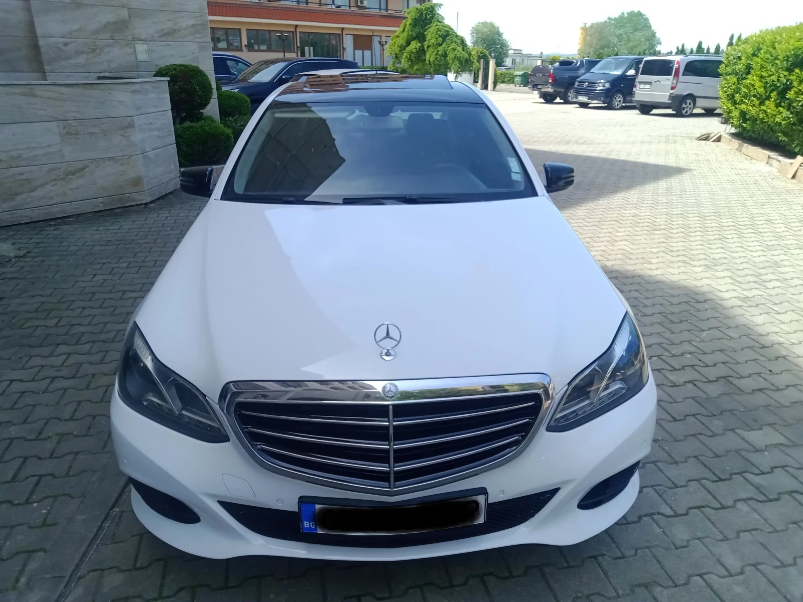 Mercedes-Benz E 200 Amg Pack* Отлична - изображение 6